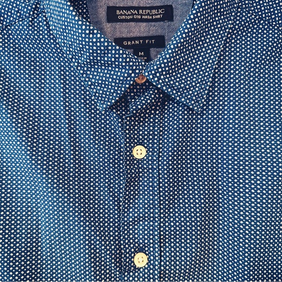 [ 2 FOR $25 ] BANANA REPUBLIC MENS BUTTON DOWN SHIRT - Picture 2 of 4